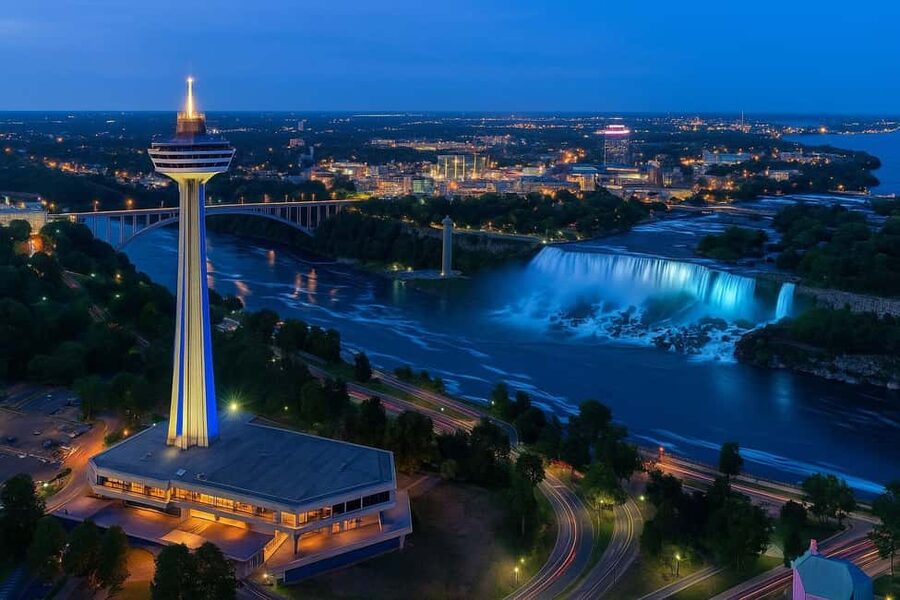 Niagara Falls: Skylon Tower, Fireworks & Walking Tour Canada - Where you meet, and how you’ll know the tour