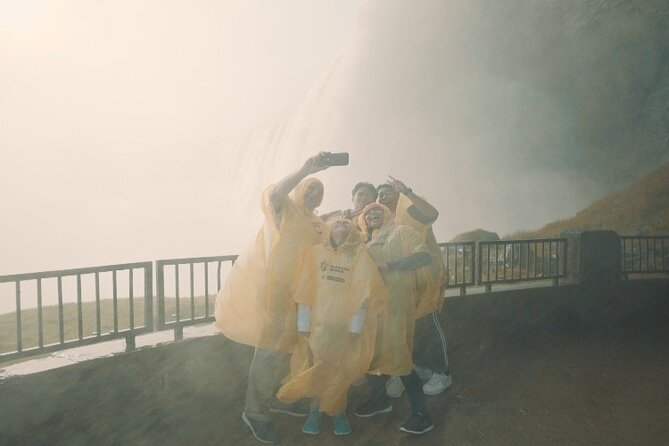 Niagara Falls Tour: Boat Cruise, Journey Behind Falls and Skylon - Guides make or break the Falls day
