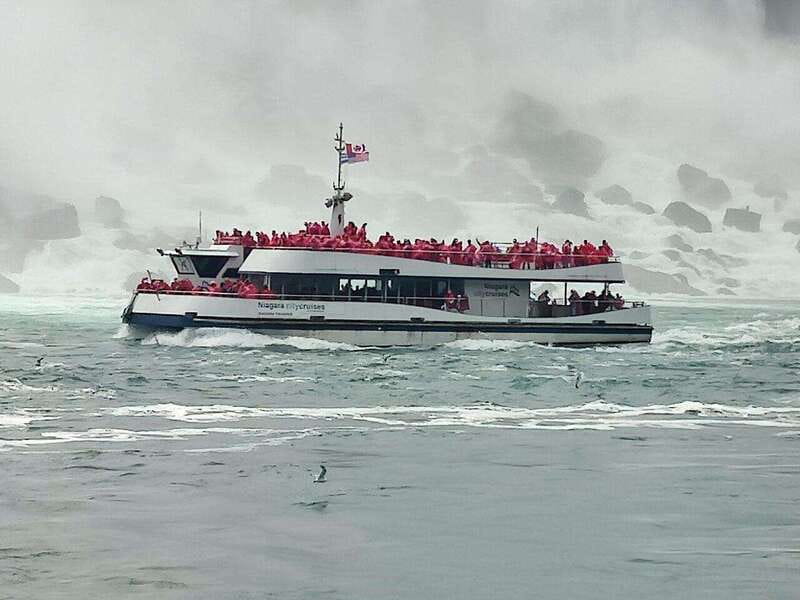Niagara Falls Tour: Boat Ride, Journey Behind Falls and more - The Niagara Fun Pack: how to use it without wasting time