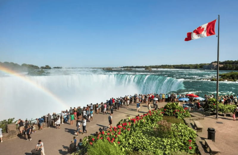 Niagara Falls Tour from Toronto with Optional Boat Cruise - Skylon Tower and Maple Leaf Place: Quick Views and Local Treats