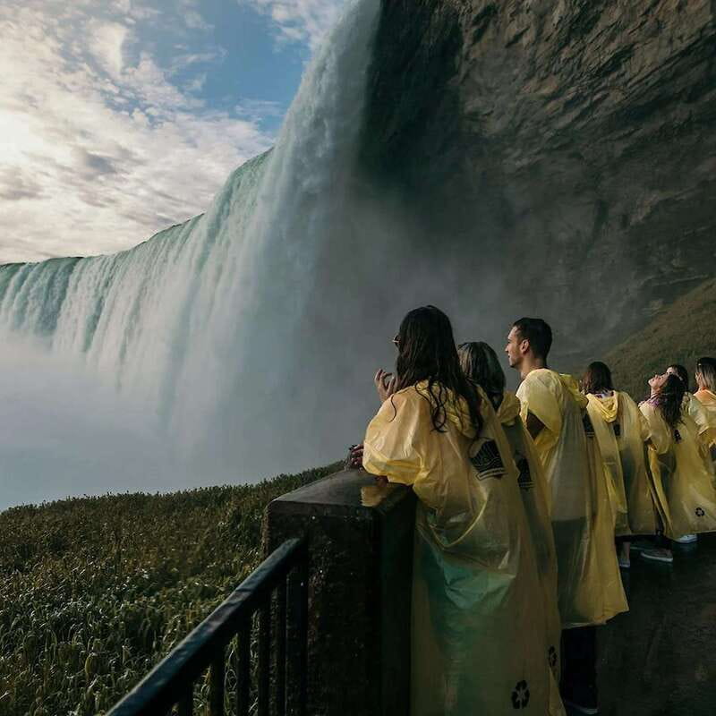 Niagara Falls Tour from Toronto with Optional Boat Cruise - Niagara Whirlpool, Gorge, and Queenston Heights: Setting the Stage