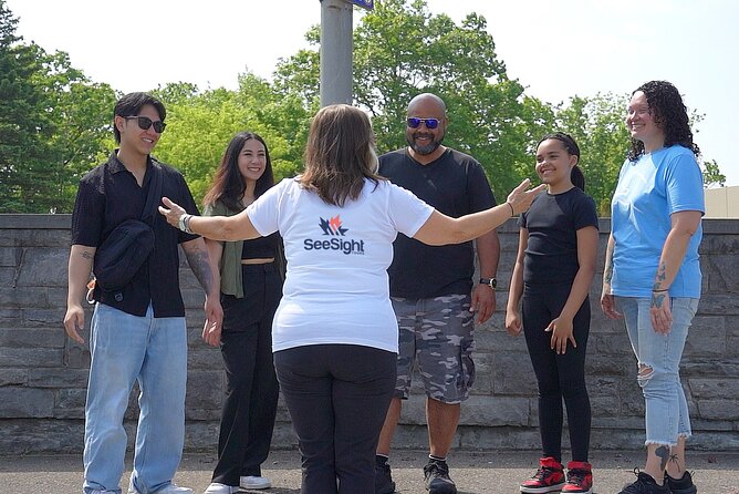 Niagara Falls Tour With Journey Behind the Falls & Boat Cruise - Start at Robinson Street, end at the Hornblower pier