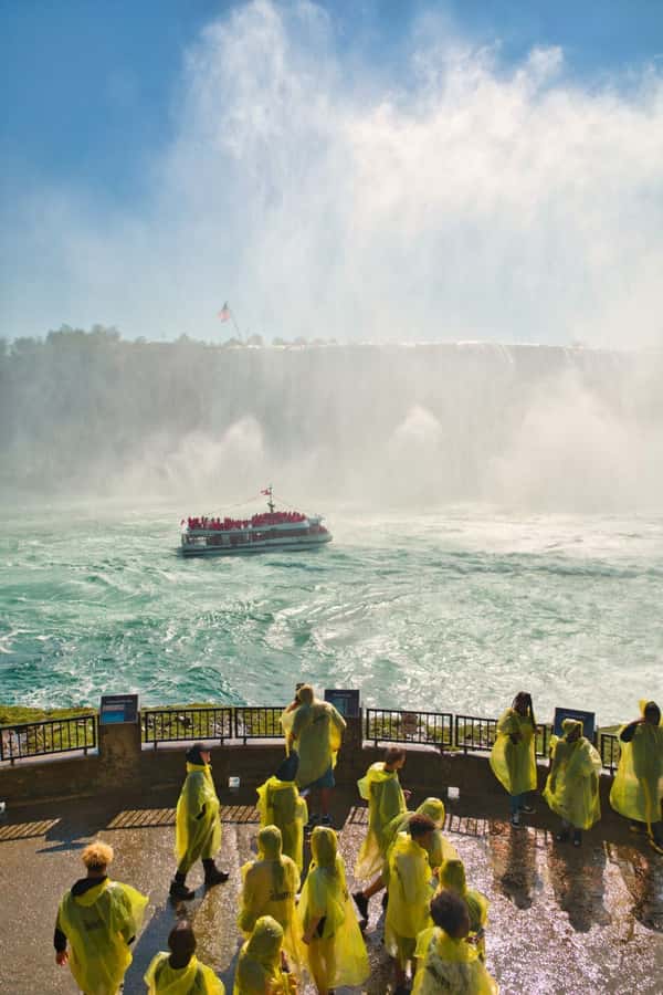 Niagara Falls Tour with Skip the Line Cruise - Niagara-on-the-Lake and the Whirlpool Rapids Stop