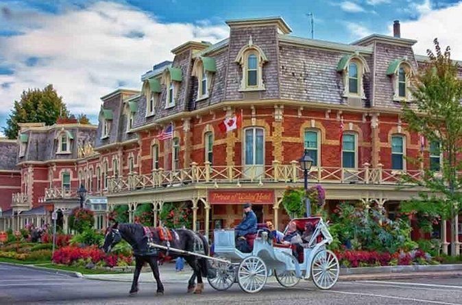 Niagara Falls VIP Private Tour Minimum 2 Guests - Fort George Drive-By: War of 1812 Context Without the Long Detour