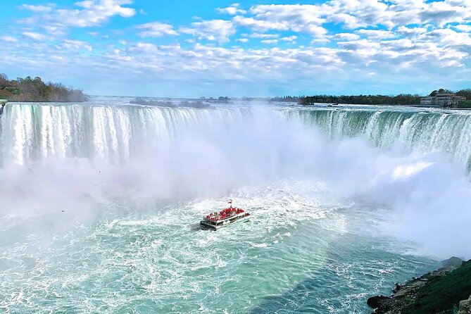 Niagara Falls Walking Tour with Boat Cruise - Niagara City Cruises: the Horseshoe Falls from the water