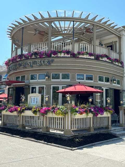 Niagara-on-the-Lake: Guided Walking Tour - War of 1812 and Underground Railroad Stories You Can Place