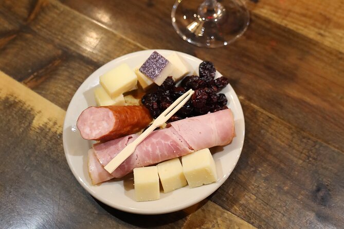 Niagara-on-the-Lake Small Group Wine Tasting Tour - Price and value: is $97 per person worth it?