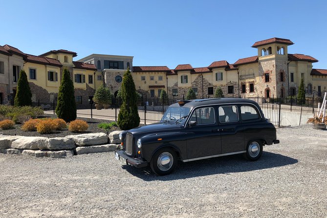 Niagara-on-the-Lake Wine Tour with Lunch -Private Tour in Classic English Cab - Stop 4: Caroline Cellars, a popular farm-based tradition