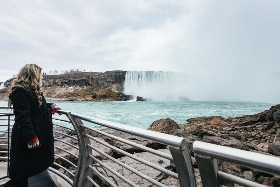 Niagara Parks: Power Pass + Falls Incline Railway - The observation deck viewpoint: why it beats a simple photo stop