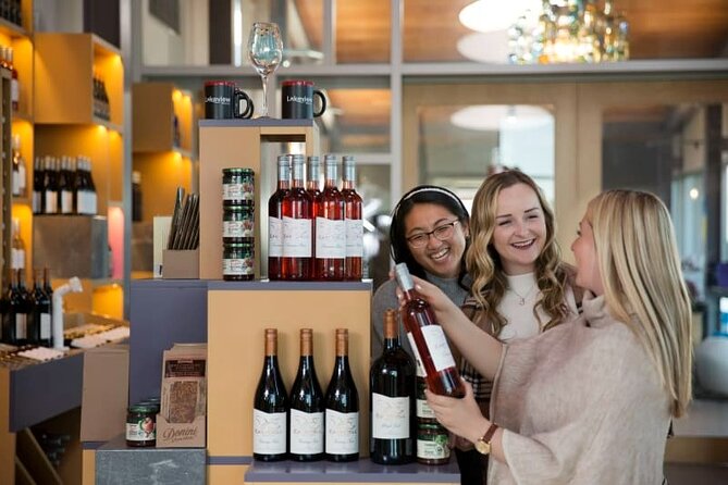 Niagara Wine Tour and Tastings with Transportation - Lunch at Farmhouse Cafe, how to make it worth the stop