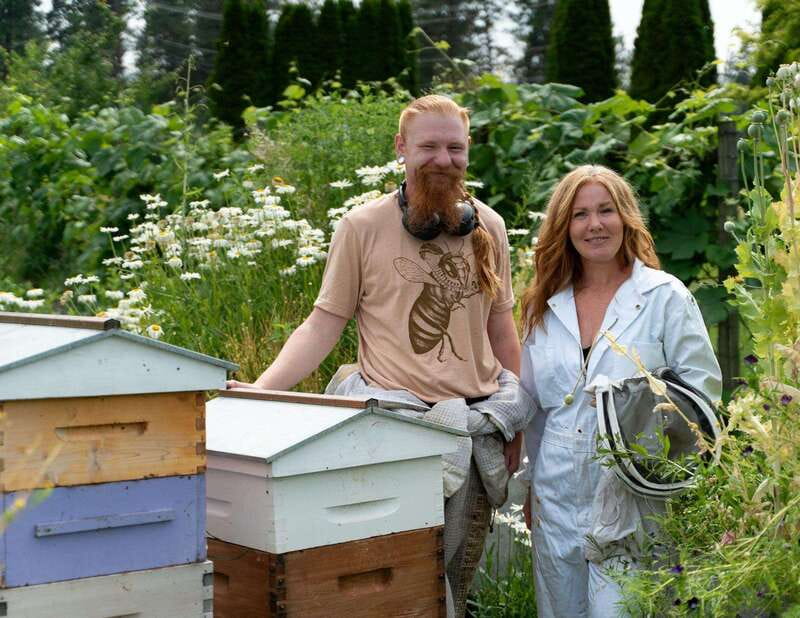 Okanagan Bee Tour, Wine Tasting and Lunch at Kelowna Winery - Meadow Vista Artisan Farm: your bee lesson begins outdoors