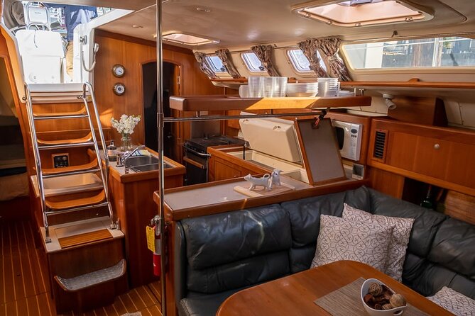 Okanagan Lake Sailing Tour from Penticton & Naramata BC - Snack, Drink, and Packing Strategy for a 12:00 PM Departure