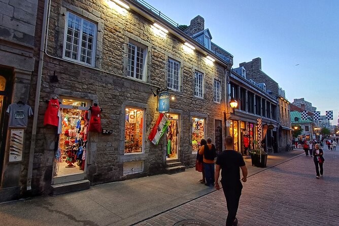Old Montreal at Twilight Walking Tour Semi-Private - Value and Timing, Is 1 Hour 30 Minutes Enough?