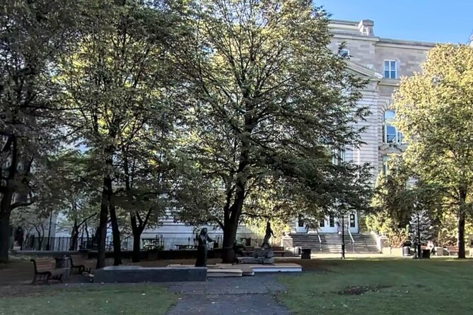 Old Montreal: Self-Guided Tour from Place D‘Armes to Old Port - Stop 1: Place d’Armes, Where You Get Your Bearings Fast