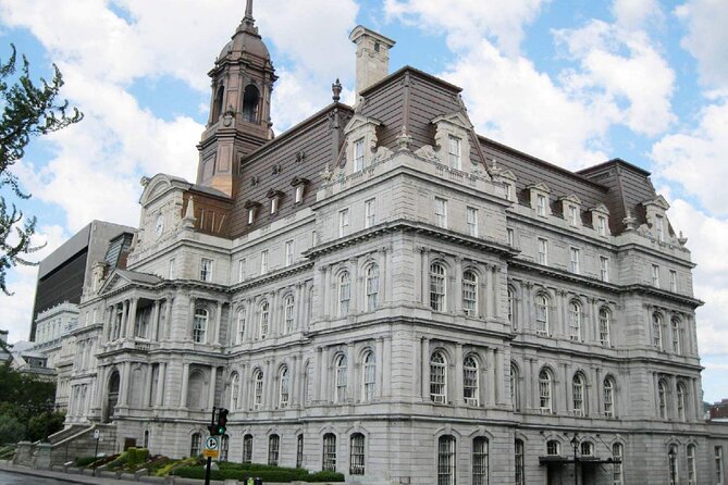 Old Montreal: Self-Guided Tour from Place D‘Armes to Old Port - Stop 2: Notre-Dame Basilica, Don’t Rush the Details