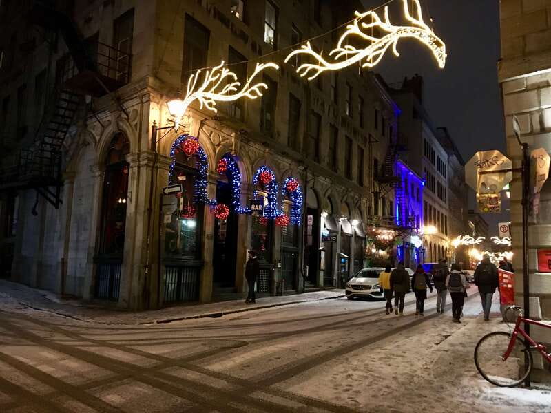 Old Montréal Small-Group Christmas Tour - Shops, Museums, and Hotel Lobbies: The Hidden Work of Festive Lighting