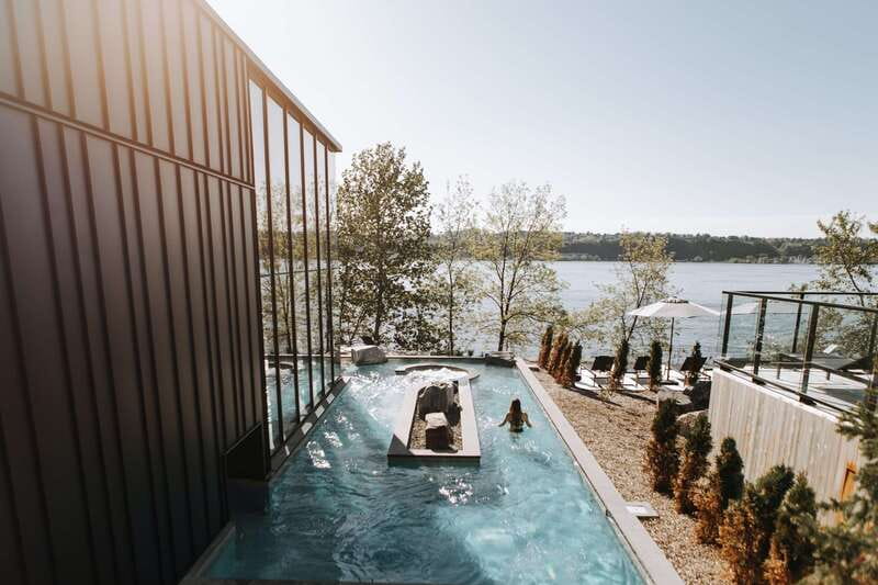Old Quebec: Nordic Spa Thermal Experience - Whirlpools and hot tubs: start warm and let your muscles go