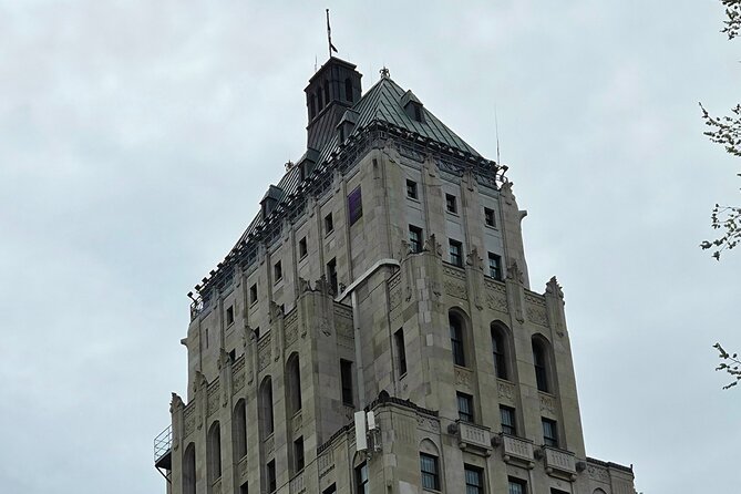 Old Quebec Walking Tour with a Certified Local Guide - Stop 3: St. Louis Gate (Porte St. Louis) and the Fortifications Story