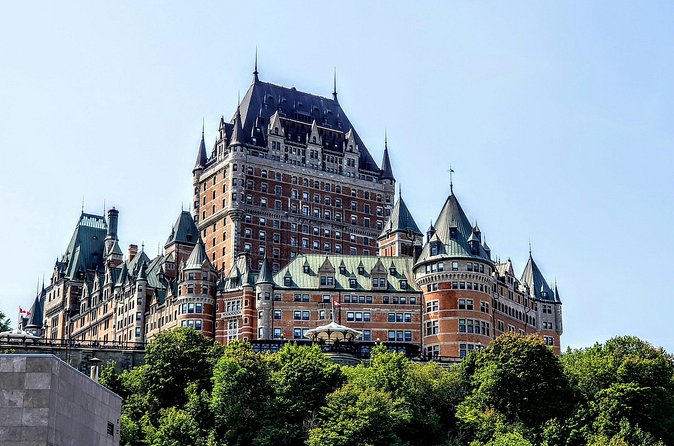 Old Quebec Walking Tour with a Certified Local Guide - Stop 6: Château Frontenac Views and Terrasse Dufferin Reality Checks