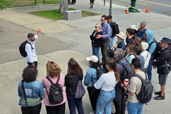 Old Quebec Walking Tour with a Certified Local Guide - Meeting at Fontaine de Tourny, and Why Early Helps