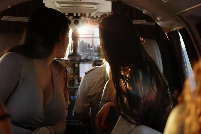 One hour Aerial Tour of Toronto and Niagara Falls with iflyTOTO - How the 57-minute flight is paced, and why the timing works