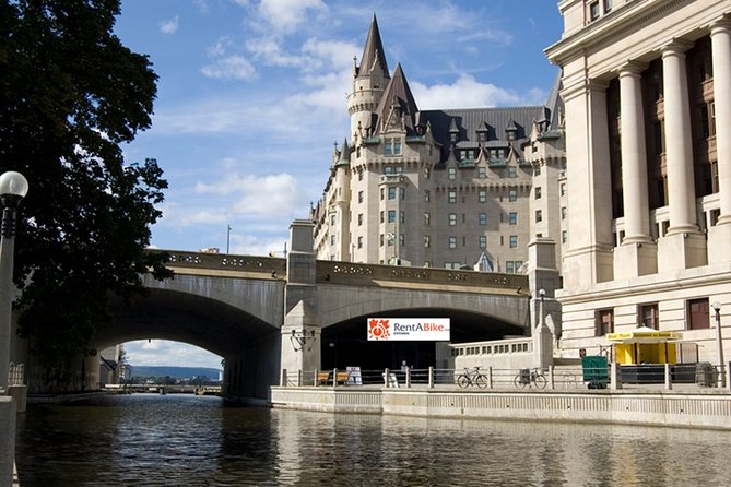 Ottawa 200th Anniversary Landmarks - The comfort of 100% pathway cycling, with no road crossings
