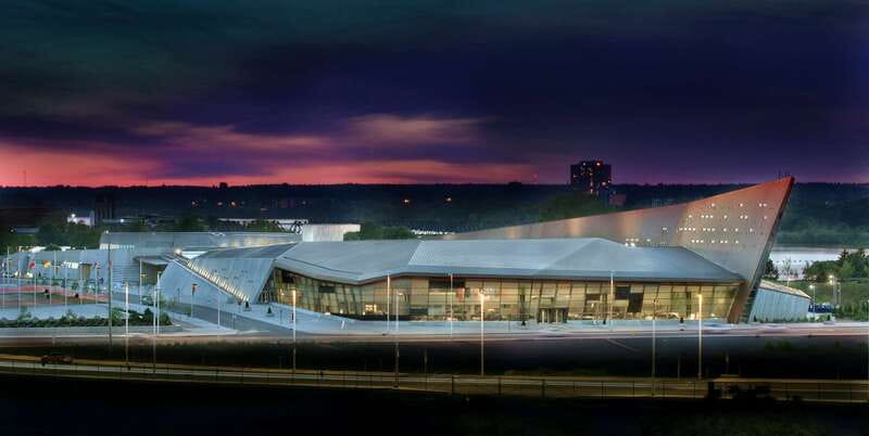 Ottawa: Canadian War Museum Admission - The Canadian War Museum’s architecture is the opening argument