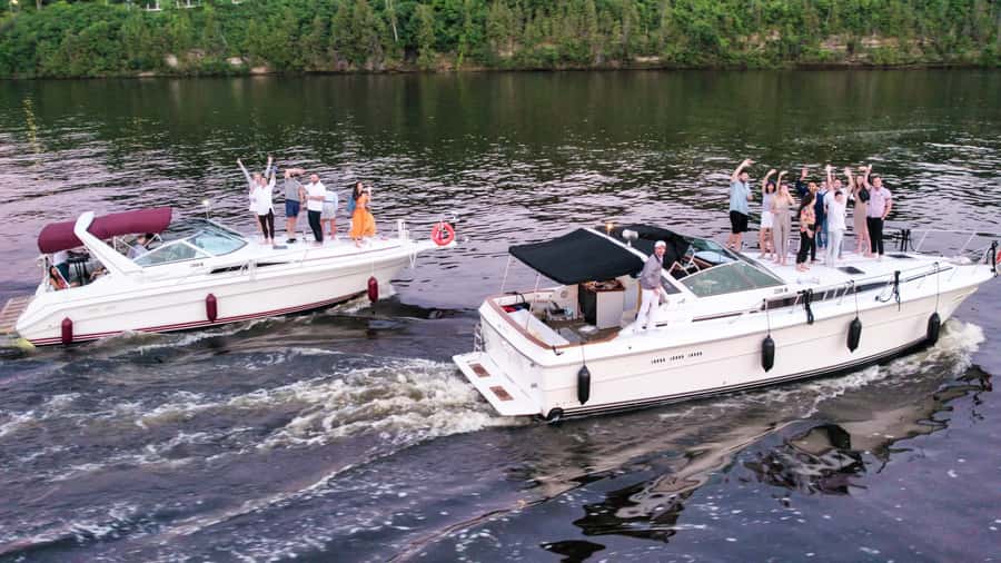 Ottawa: Downtown Yacht Cruise - Wed-Sun @ 6PM - 75 Minutes - Finding the boat: Pirate Marina and the flags near the sidewalk