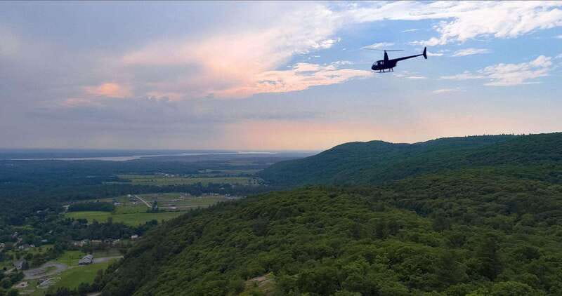Ottawa: Helicopter Ride with Live Commentary - Chelsea and Parc de la Gatineau: Greens, Curves, and Quick Shock of Scale