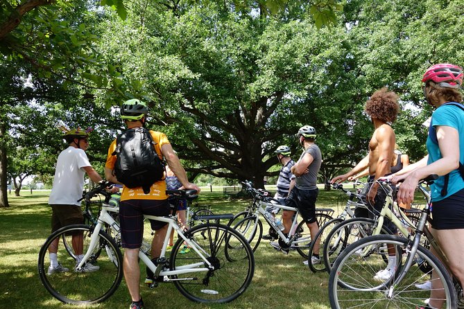 Ottawa Highlights 3.5 Hour Bike Tour - Starting at 65 Sparks St., where the bike tour begins