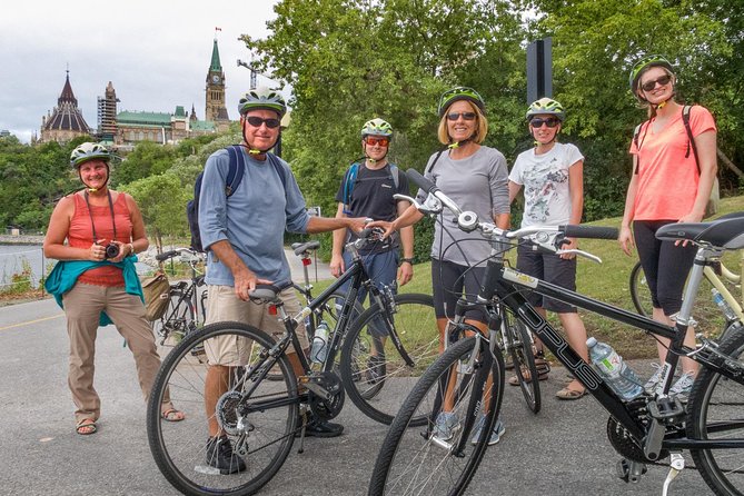 Ottawa Highlights 3.5 Hour Bike Tour - Canadian Museum of History and the Quebec side viewpoint