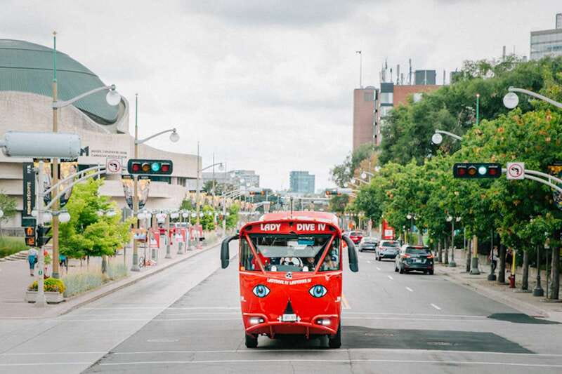 Ottawa: Hop-On Hop-Off Guided City Tour Pass - Who this tour is best for