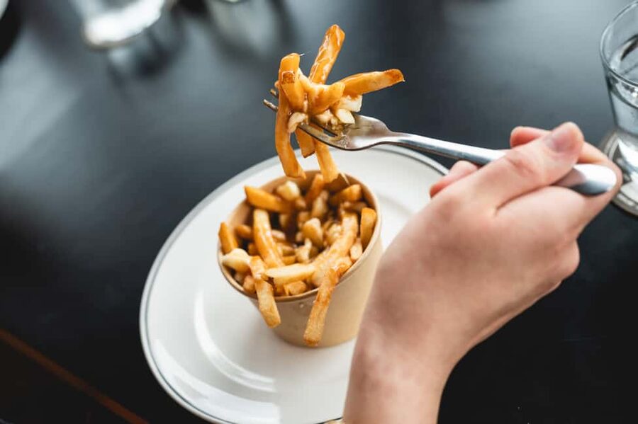 Ottawa: Most Unique Poutine Tour - Where to meet the guide, and how to spot them fast