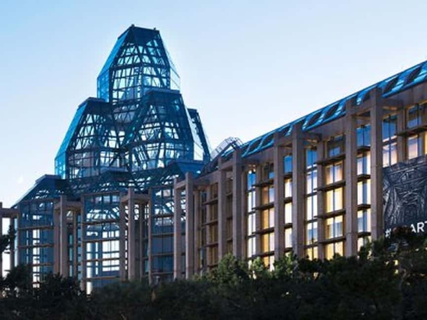 Ottawa: National Gallery of Canada Admission - Arriving at the Main Entrance, and what to do first