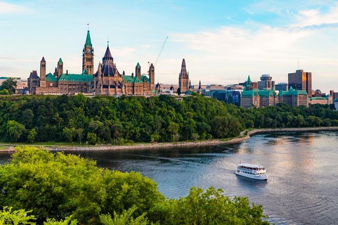 Ottawa Premium Night Driving Tour with River Cruise - River Cruise on the Rideau Canal: The Best Part for Views