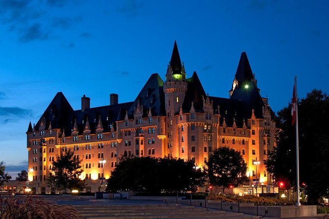 Ottawa Premium Night Driving Tour with River Cruise - Tour Timing, Weather, and What to Wear