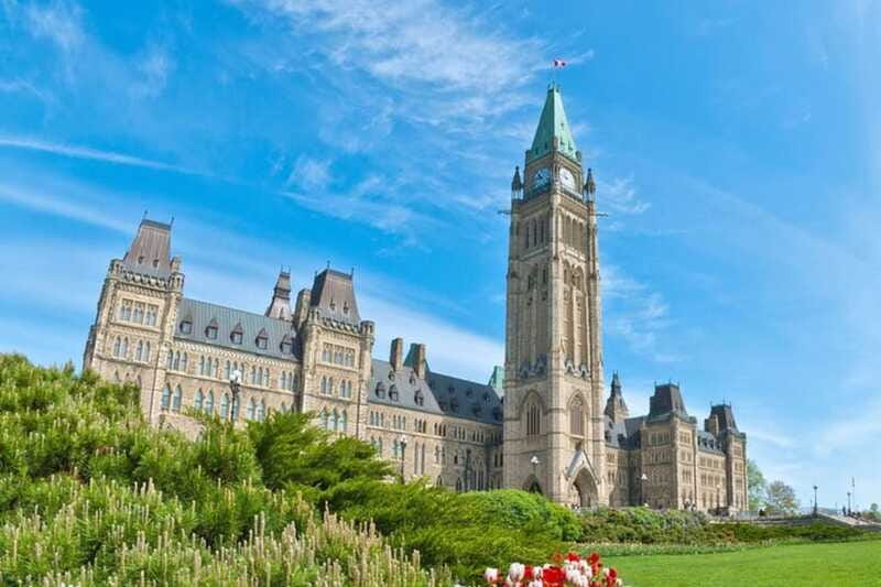 Ottawa: Private Custom Tour with a Local Guide - Historic Neighborhood Strolls and Local Venue Advice