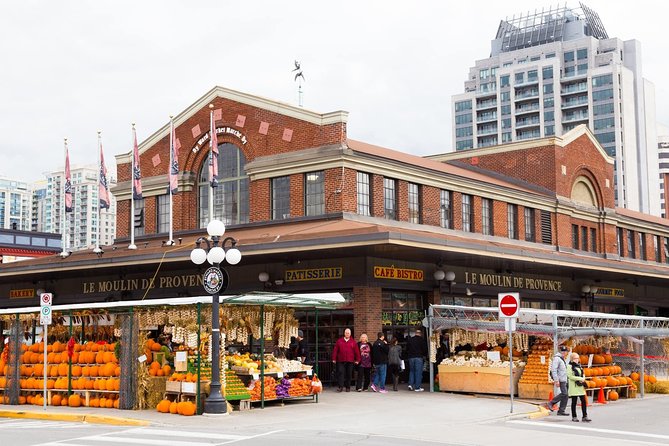 Ottawa Private Day Tour from Montreal - Stop 2: ByWard Market for Shopping, Cafes, and Street Life