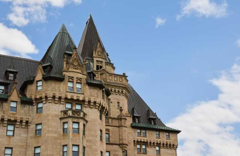 Ottawa: Secrets of the Château Laurier - Guided Hotel Tour - Stewart the dog ambassador: the human side of hospitality