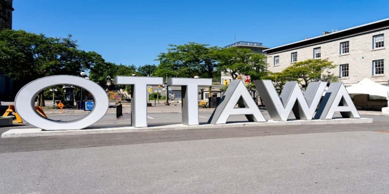 Ottawa: Small-Group Walking Tour with Boat Cruise - FAQ