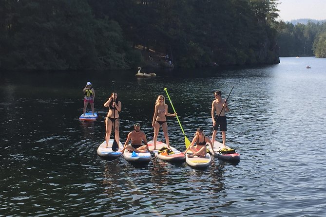 Paddling Thetis Lake - First steps at Lower Thetis Lake Trail (View Royal)