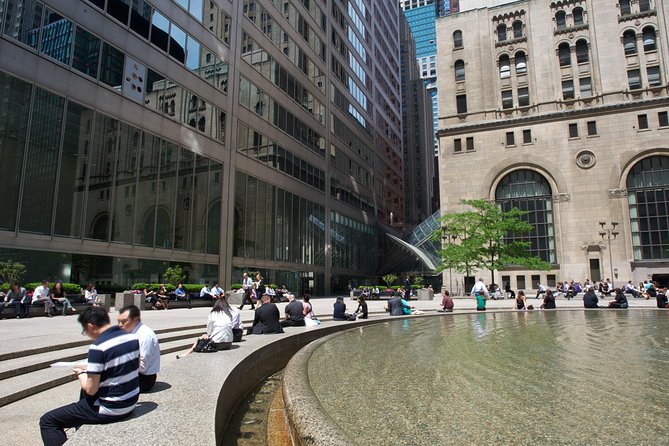 PATH - A Walking Tour of Toronto's Underground City - Quick tour-day tips that keep you comfortable