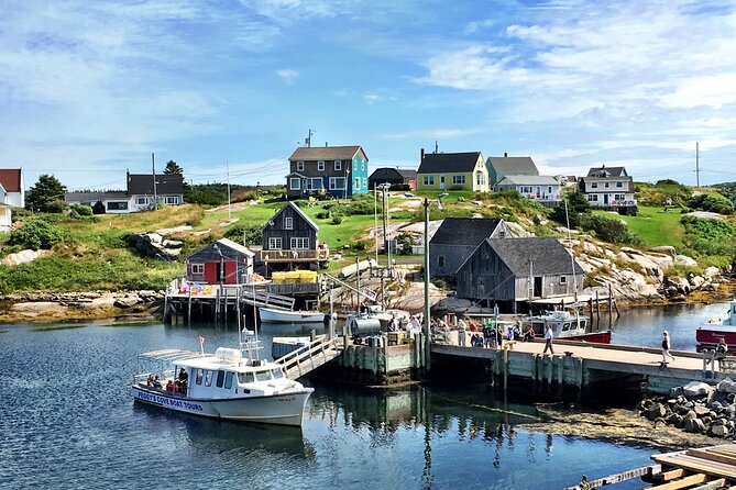 Peggy’s Cove Adventure and Halifax City Public Tour - Stop 1: Peggy’s Cove Lighthouse, what you do with 1 hour 15 minutes