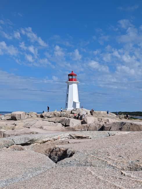 Peggy’s Cove, Lunenburg & 2 Hidden Gems – Full Day Tour - BernArt Maze: Canada’s first art maze is short, fun, and unexpectedly memorable
