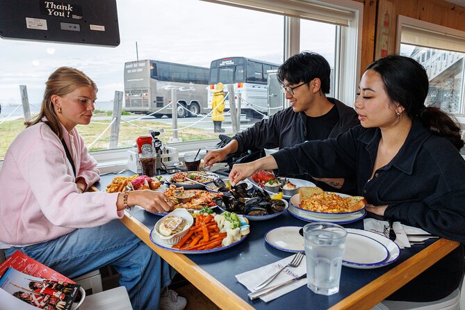 Peggy's Cove Sunset + Halifax Dinner Small Group Night Tour - Small-group touring at a $166 price point: is it worth it?