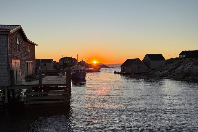 Peggy's Cove Sunset tour - Who should book this Peggy’s Cove sunset tour