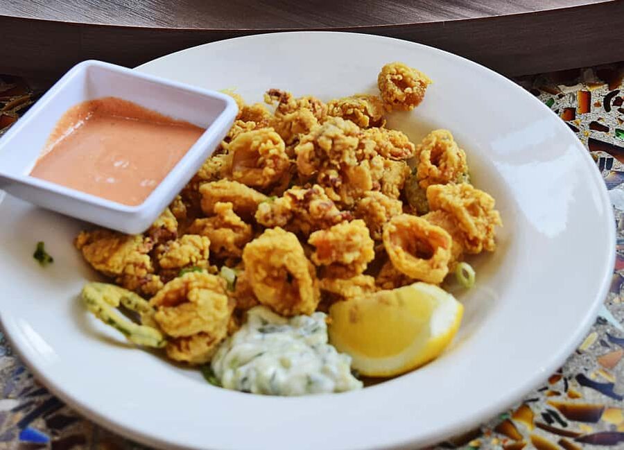 Pickle Pub Crawl: Ferry Rides and Appetizers - Stop One in Downtown Victoria: Drinks, Bites, and Local Context