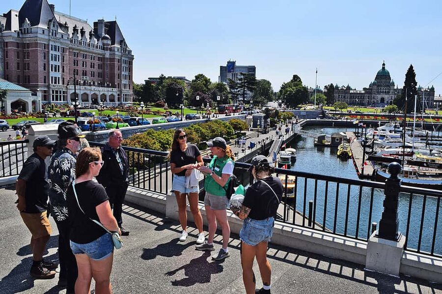 Pickle Pub Crawl: Ferry Rides and Appetizers - Songhees Park: A Calmer Waterfront Pause Mid-Crawl