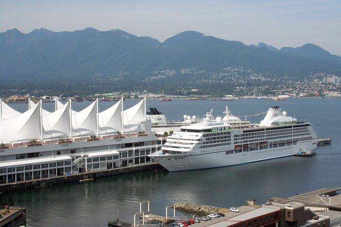 Private Airport Transfer to Vancouver Downtown and Canada Harbour - The Pickup That Starts With a Text, Not Guesswork