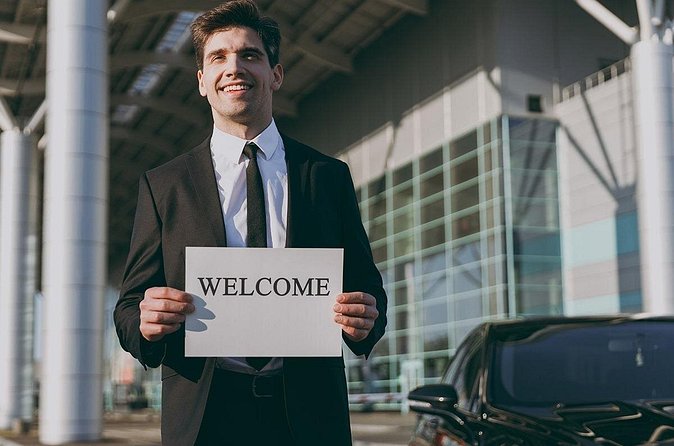 Private Airport Transfer to Vancouver Downtown and Canada Harbour - Canada Place Cruise Port Transfers, Built for Busy Timetables